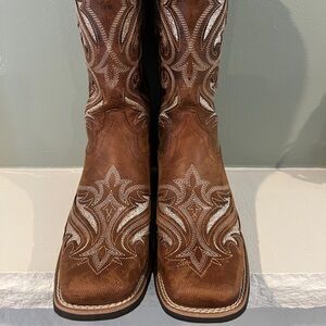 Ariat Tan Leather Boots